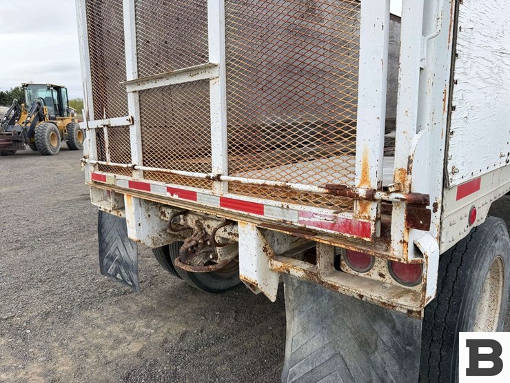 1984-fruehauf-open-top-image-25