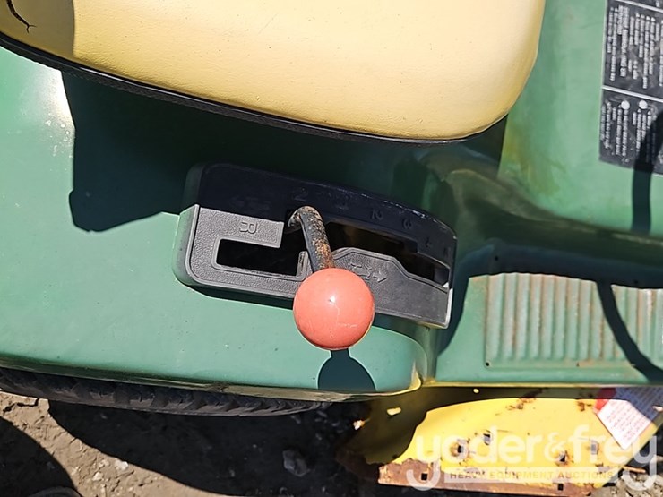 john-deere-111-image-18