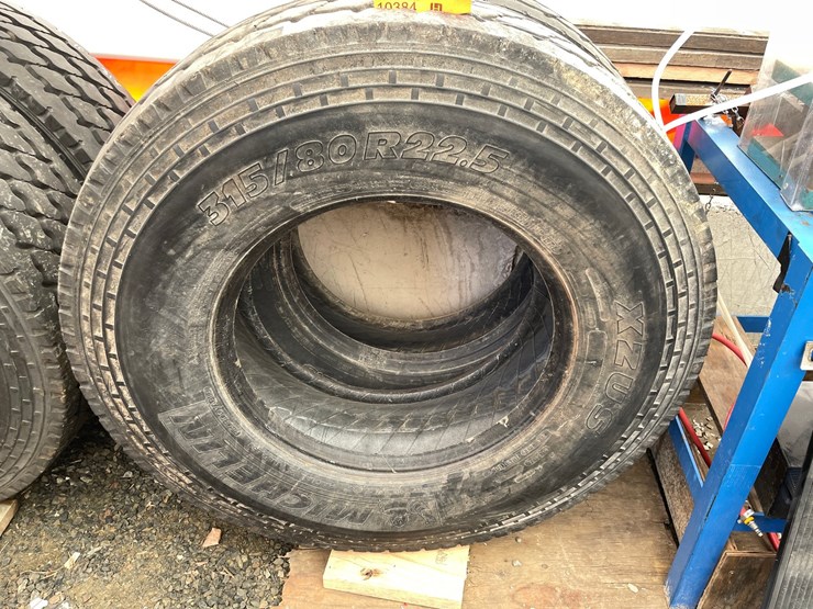#10384-•-(2)-michelin-315/80r22.5-tires-image-2