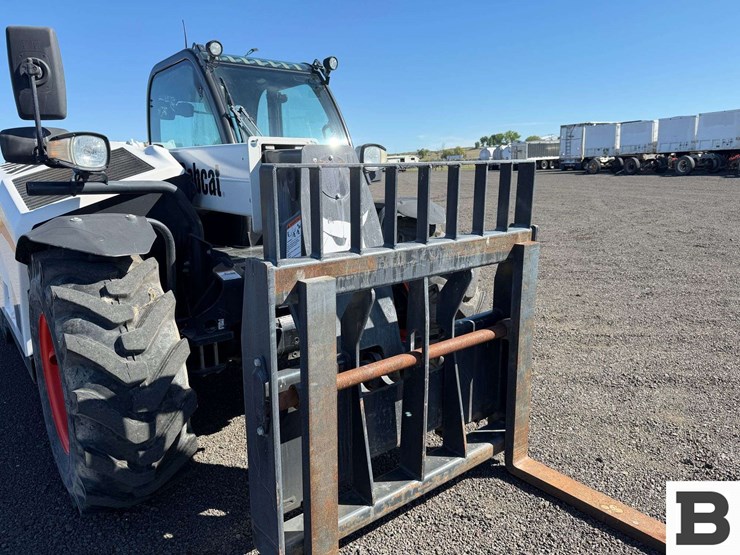 2020-bobcat-v519-image-11