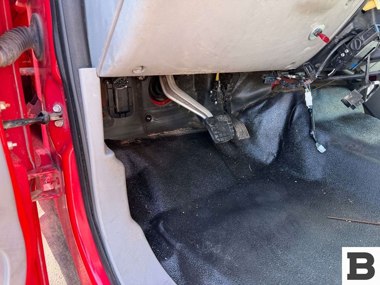 2010-ford-f750-image-51