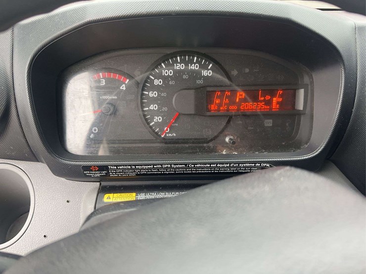 2020-hino-195-image-25