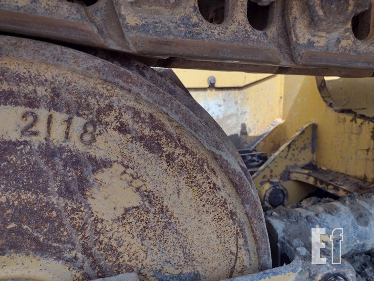 18-deere-650k-lgp-image-18