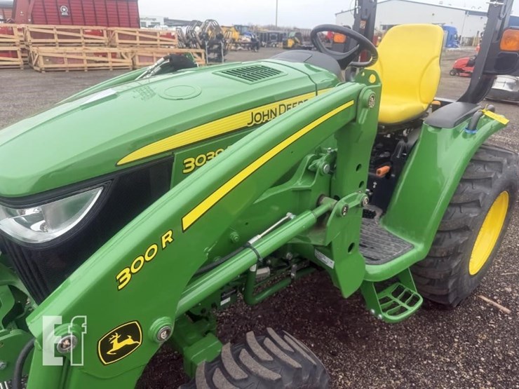 2020-john-deere-3039r-image-9