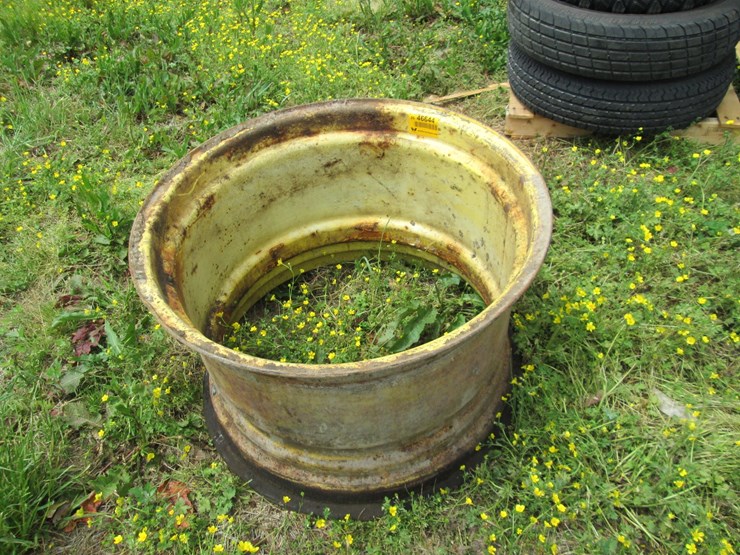 john-deere-30-image-2