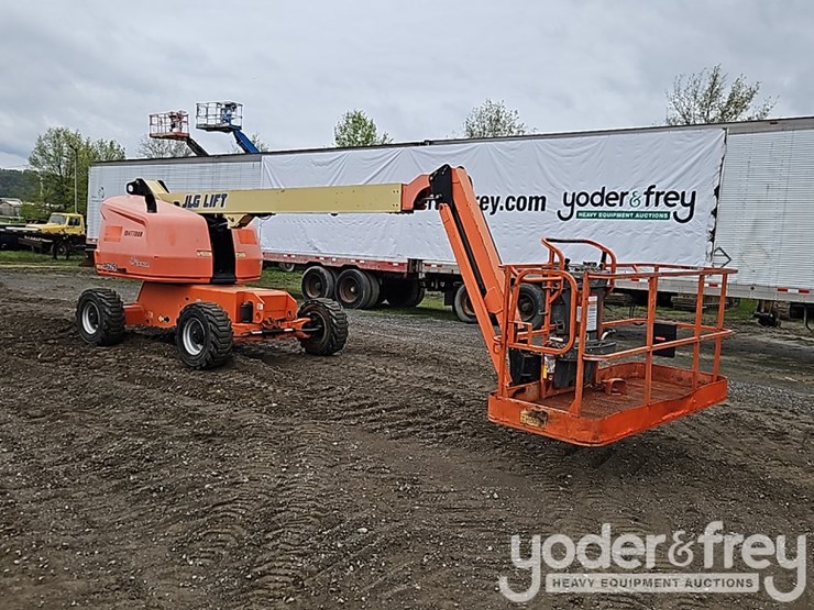 2016-jlg-460sj-image-7