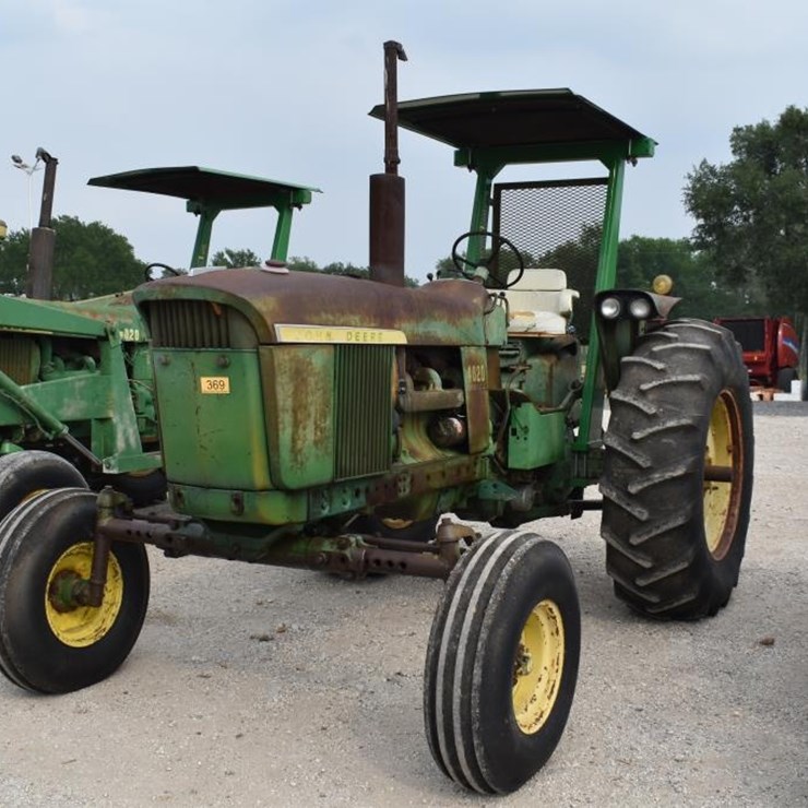 JOHN DEERE 4020