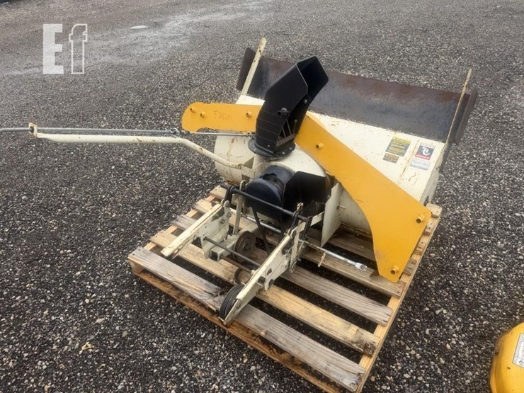 cub-cadet-1864-image-6