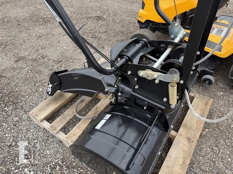 2019-cub-cadet-xt1-lt46-image-9