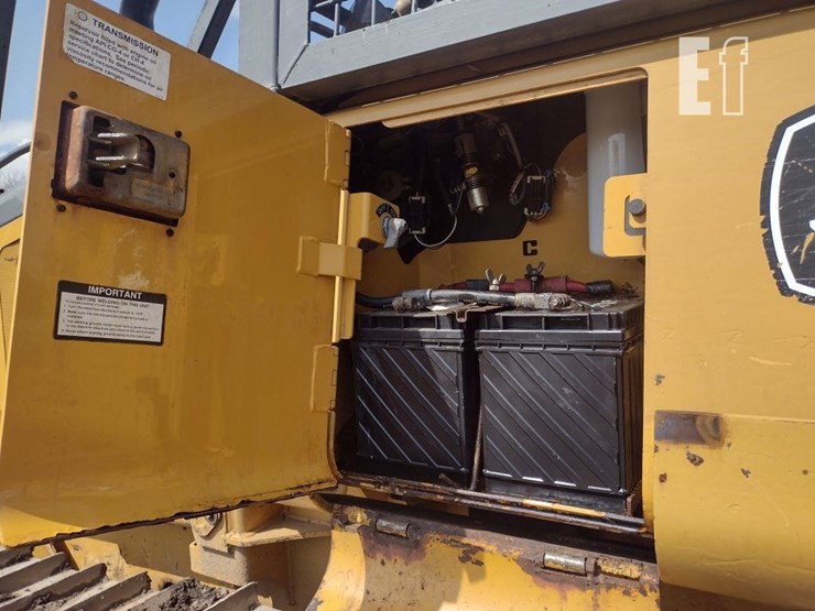 2004-deere-550j-lt-image-18