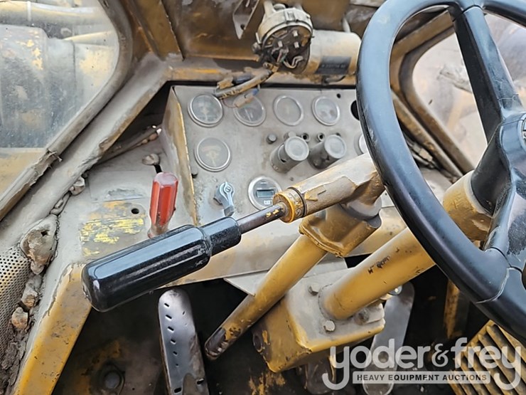 1979-caterpillar-980b-image-26