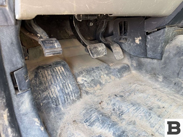 2015-ford-f150-image-28