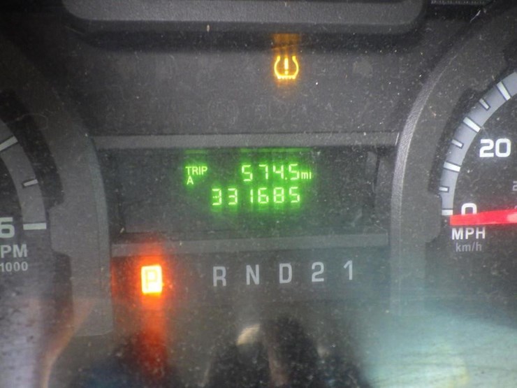 2009-ford-econoline-350-image-14