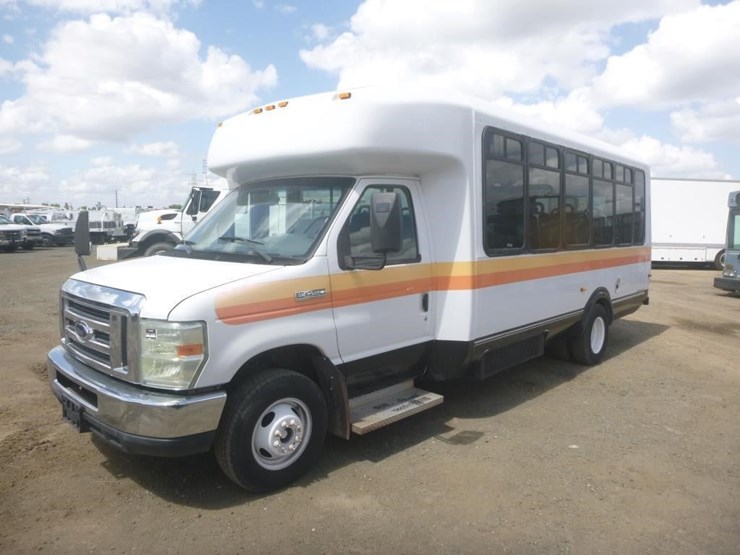 2008-ford-e450-image-1