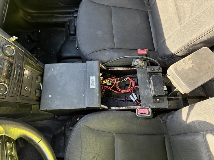 2017-ford-explorer-police-interceptor-image-17