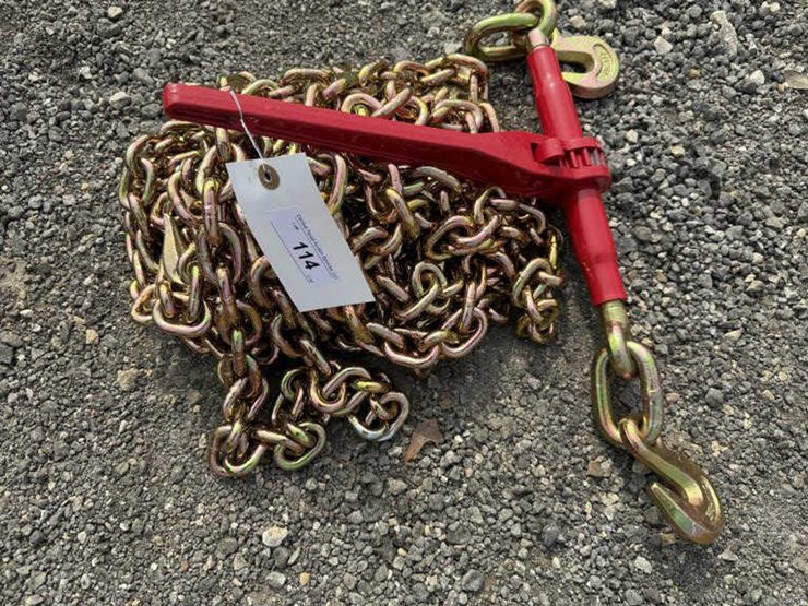 #114-•-(1)-9200-lb-ratchet-binder-&-(2)-3/8"-20'-chains-image-1