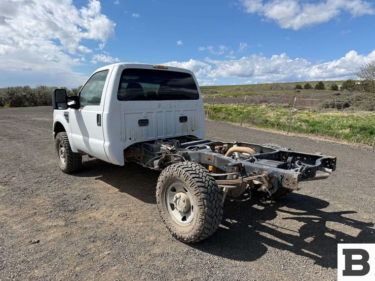 2010-ford-f250-image-3