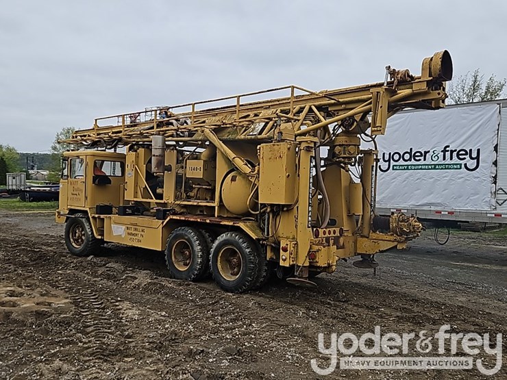 1967-ingersol-rand-dm3-truck-mounted-drilling-rig-image-3