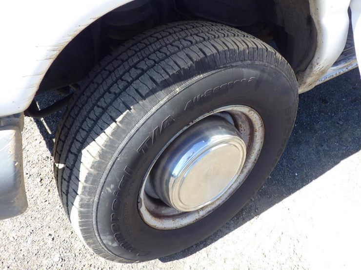 2006-ford-econoline-350-image-12