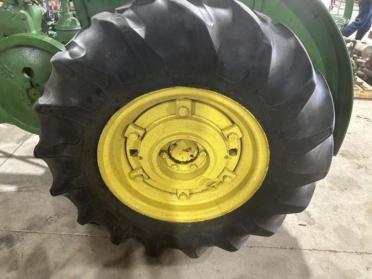 john-deere-a-image-21
