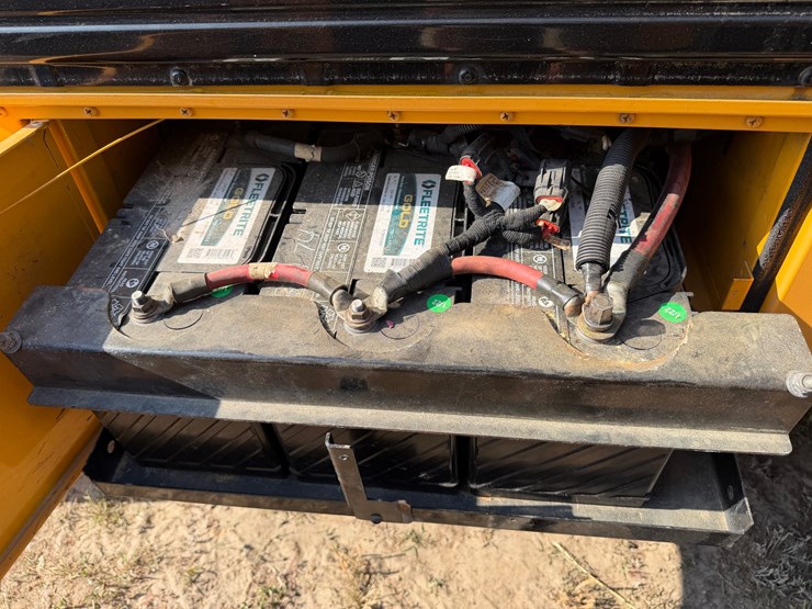 #552-•-#551-•-2011-international-school-bus-image-22