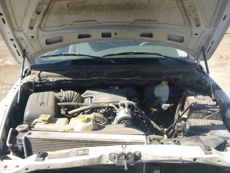 2005-dodge-ram-2500-image-22