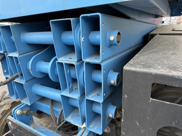 2014-genie-gs3369rt-image-9