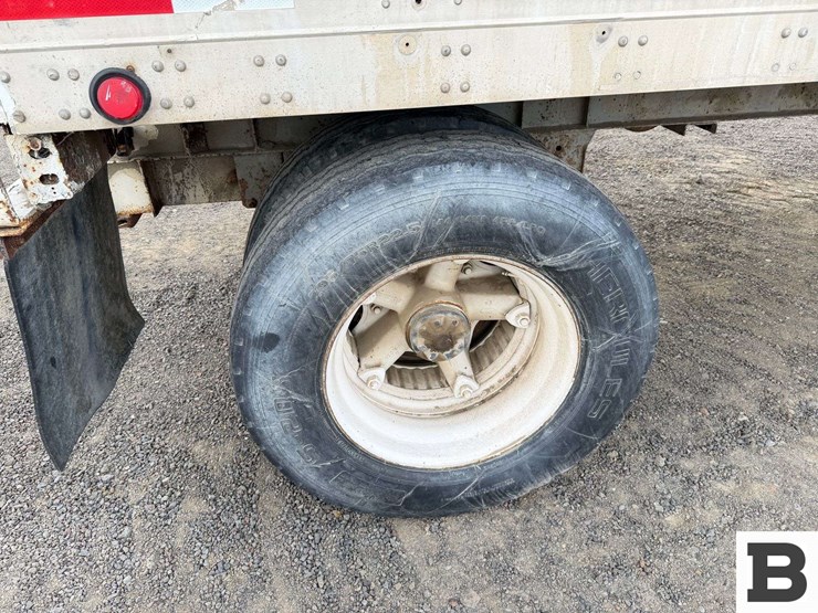 1984-fruehauf-open-top-image-23