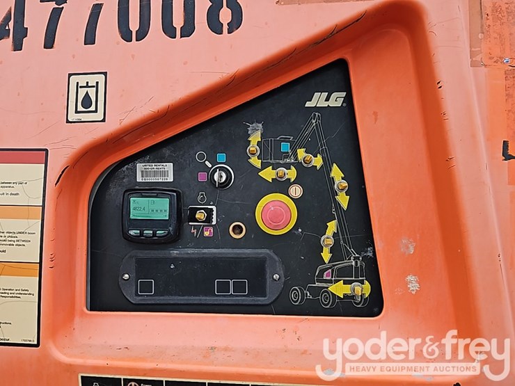 2016-jlg-460sj-image-23