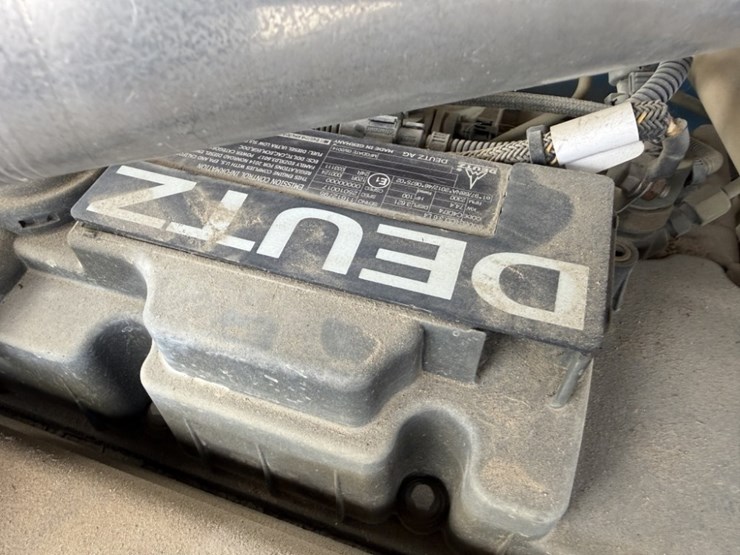 2014-genie-gth844-image-22