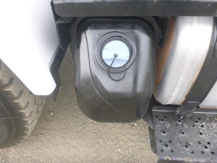 2017-ford-f750-image-17