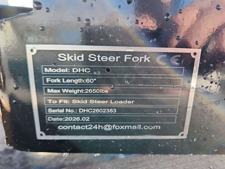 future-ft-dhc-skid-steer-forks-image-2
