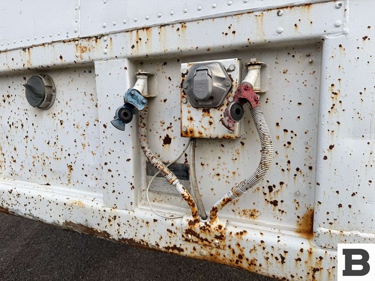 1984-fruehauf-open-top-image-9