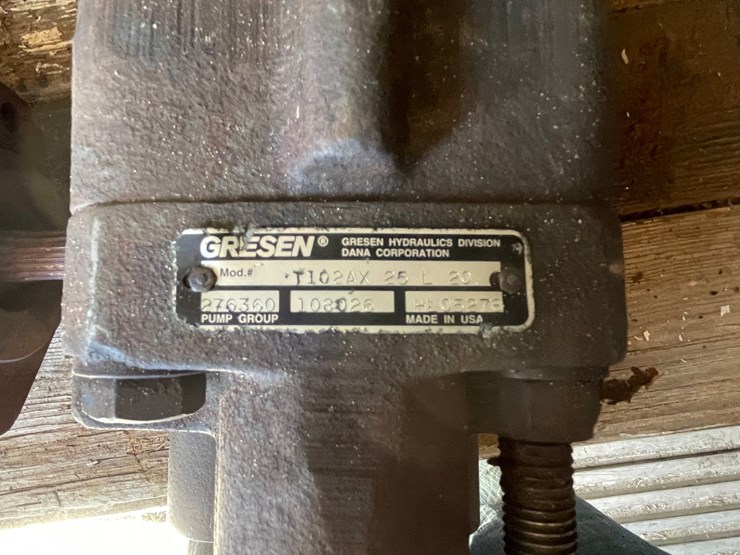 #10432-•-gresen-big-hydraulic-pump-image-9