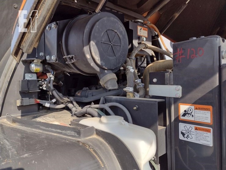 hitachi-zw80-5b-image-38