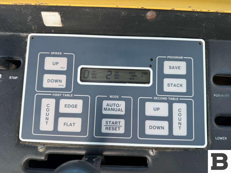 new-holland-1085-image-64