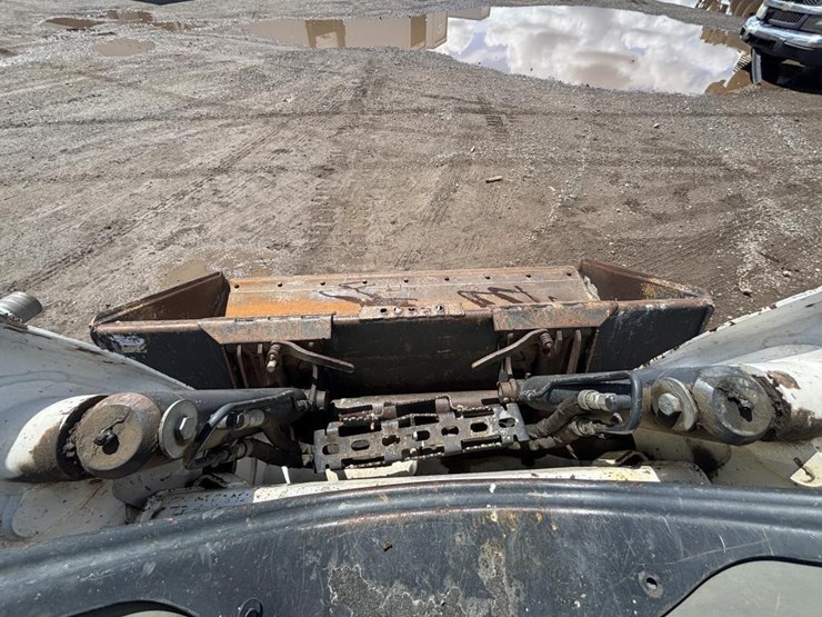 2018-bobcat-t650-image-18