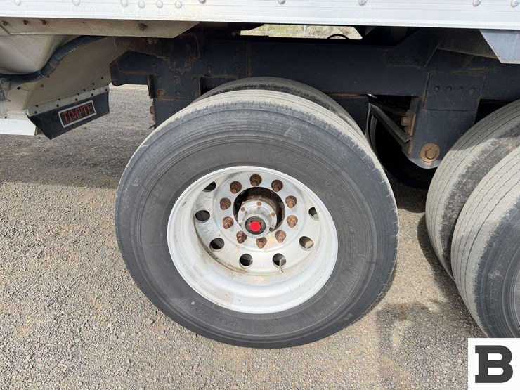 2017-timpte-hopper-bottom-image-31