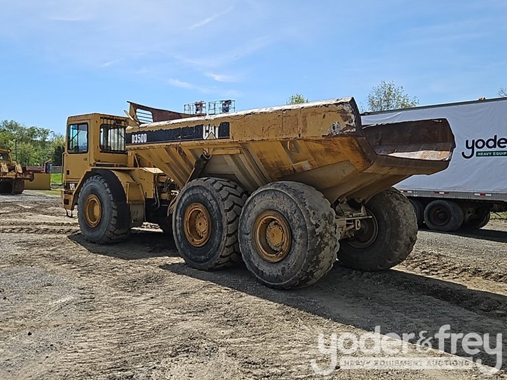 caterpillar-d350d-image-4