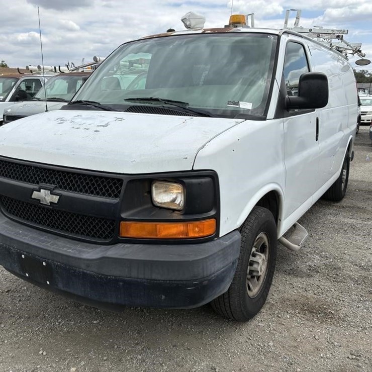 2008 CHEVROLET EXPRESS 3500