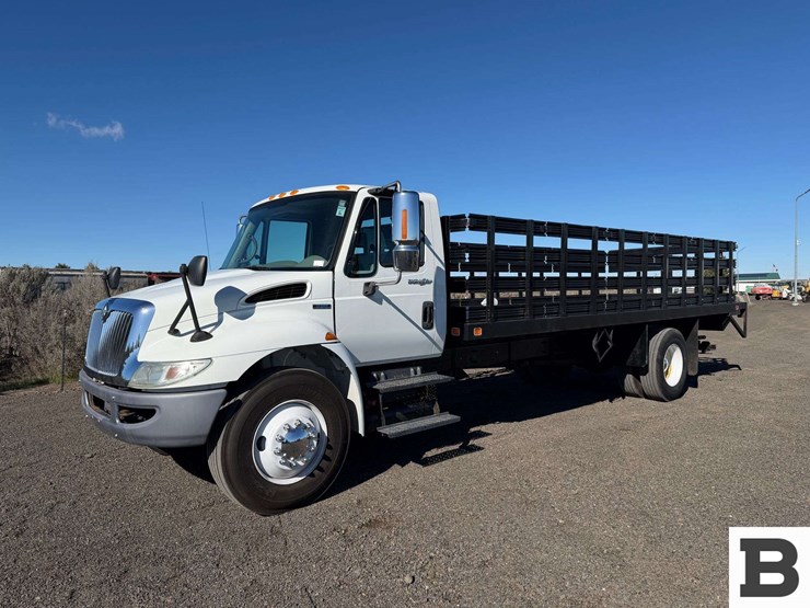 2008-international-durastar-4300-image-1