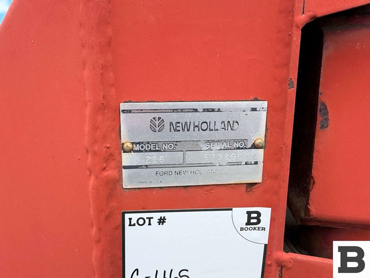new-holland-216-image-11