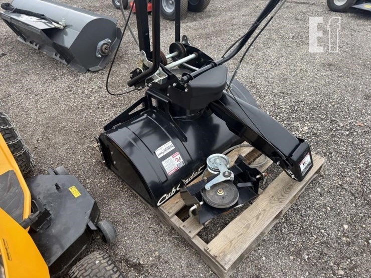 2019-cub-cadet-xt1-lt46-image-3