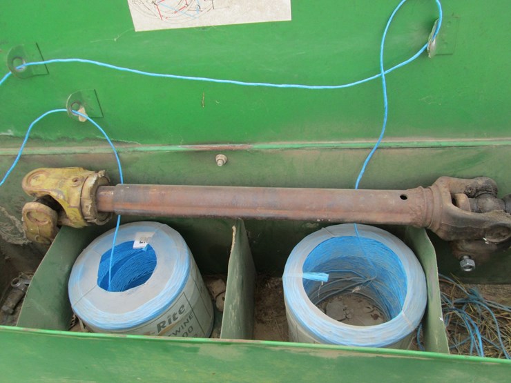 john-deere-348-image-26