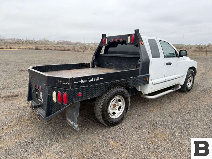 2005-dodge-dakota-image-5