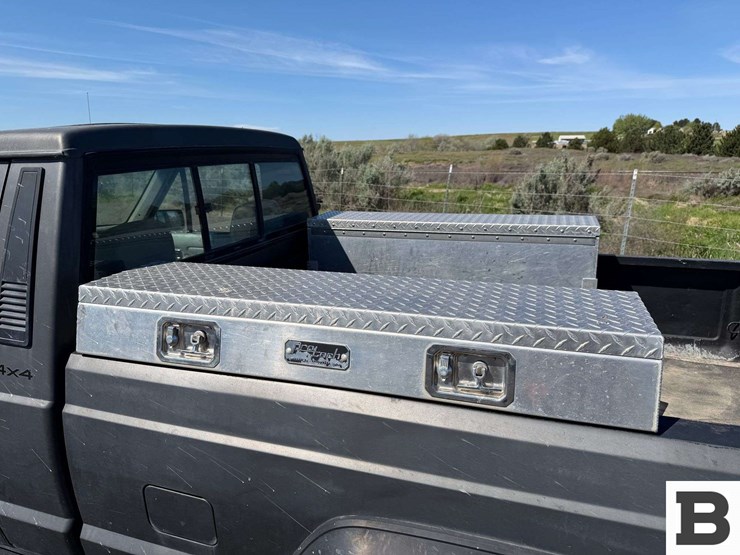 1989-jeep-comanche-pickup-image-14