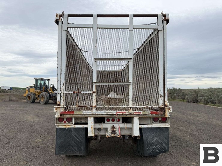 1984-fruehauf-open-top-image-4