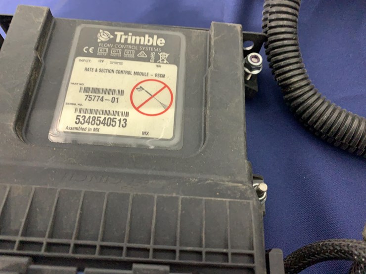 trimble-field-iq-crop-input-control-system-image-4