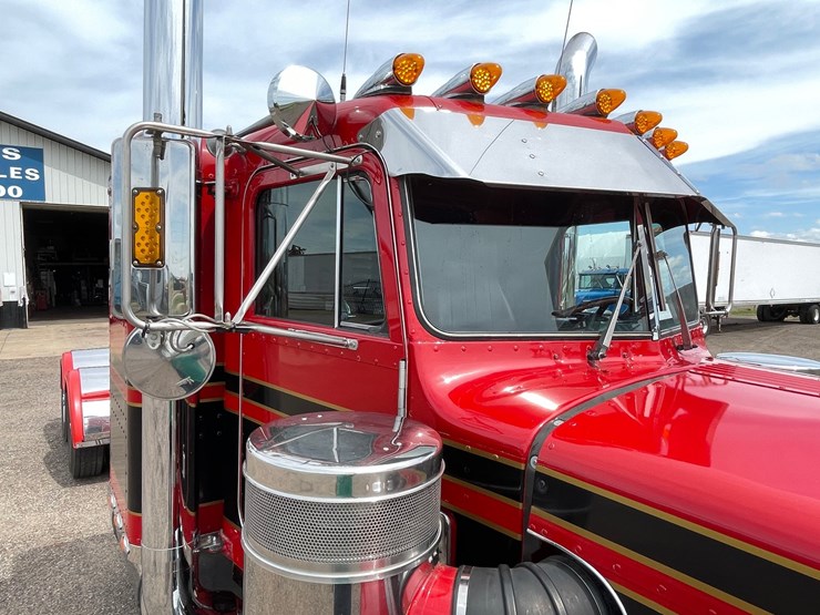 1976-peterbilt-359-image-80