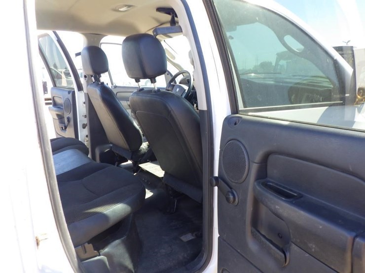 2005-dodge-ram-2500-image-9